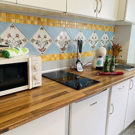 Estudio Jimena Carabeo En El Centro De Nerja Ngoại thất bức ảnh