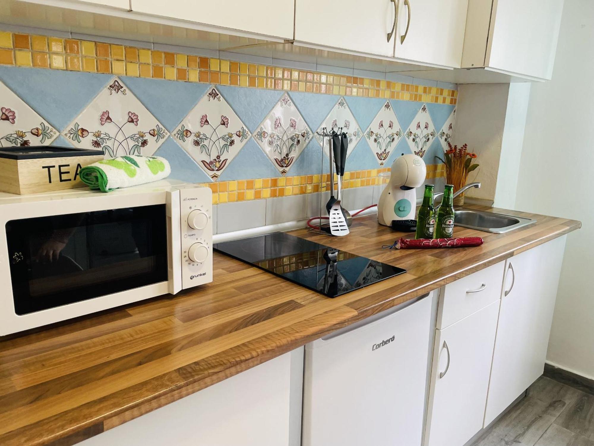 Estudio Jimena Carabeo En El Centro De Nerja Ngoại thất bức ảnh