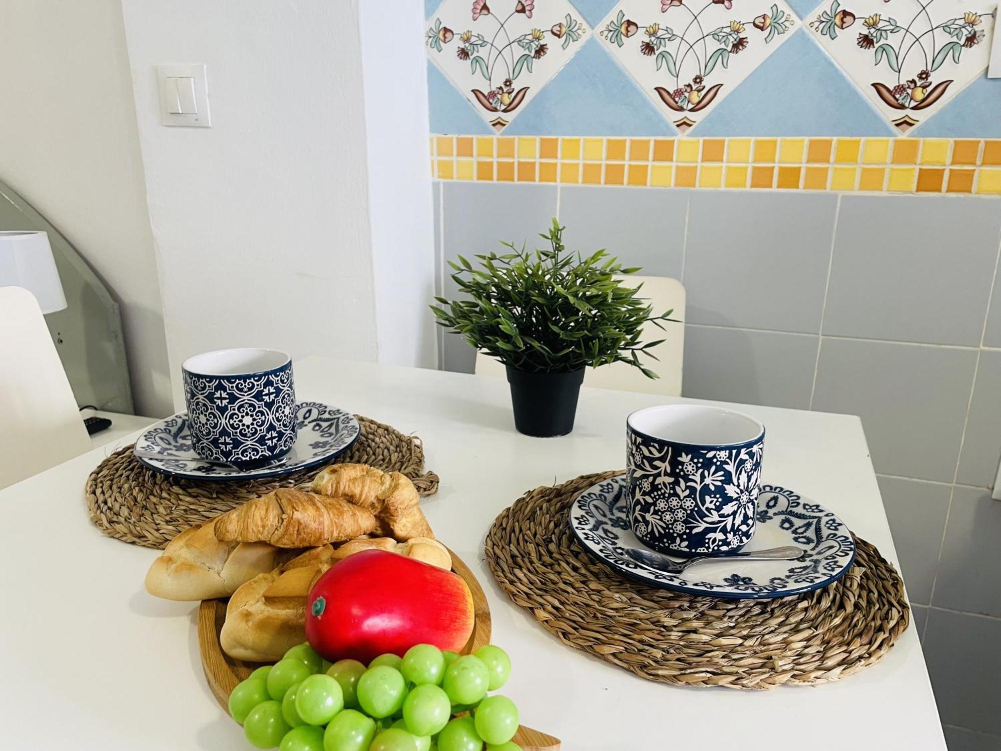 Estudio Jimena Carabeo En El Centro De Nerja Ngoại thất bức ảnh